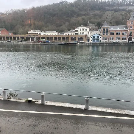 La Vue Sur Meuse * Dinant